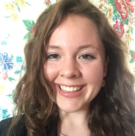 Meet your Posher, Abi - Picture 1 of 1